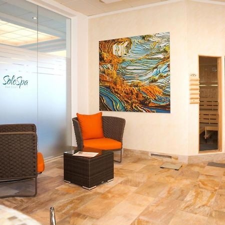 Luxurioeses Wellnes Apartment บาดเอสเซน ภายนอก รูปภาพ