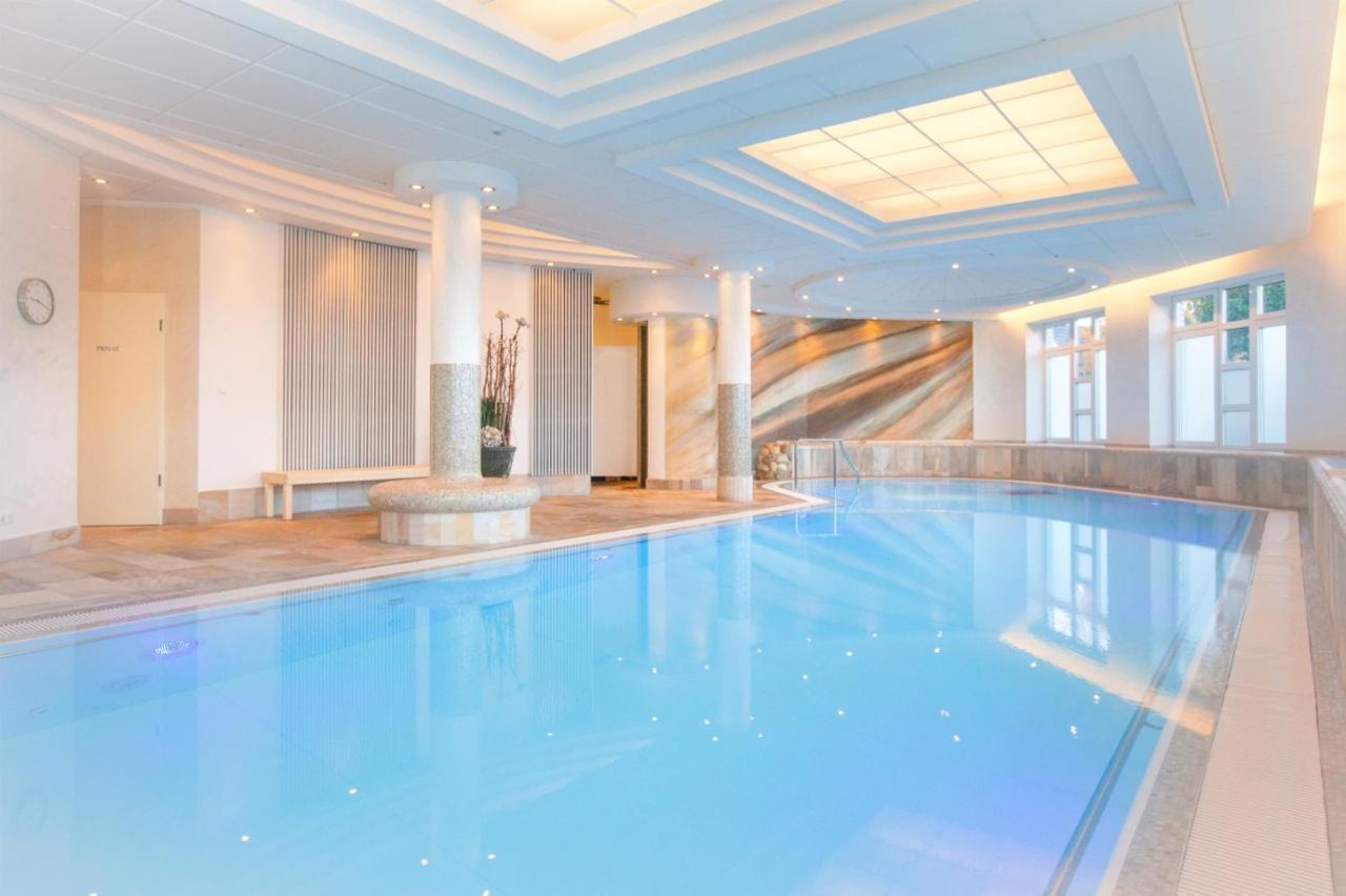 Luxurioeses Wellnes Apartment บาดเอสเซน ภายนอก รูปภาพ
