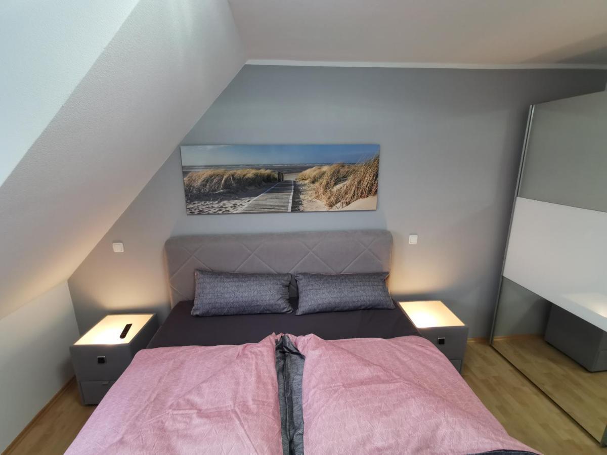 Luxurioeses Wellnes Apartment บาดเอสเซน ภายนอก รูปภาพ