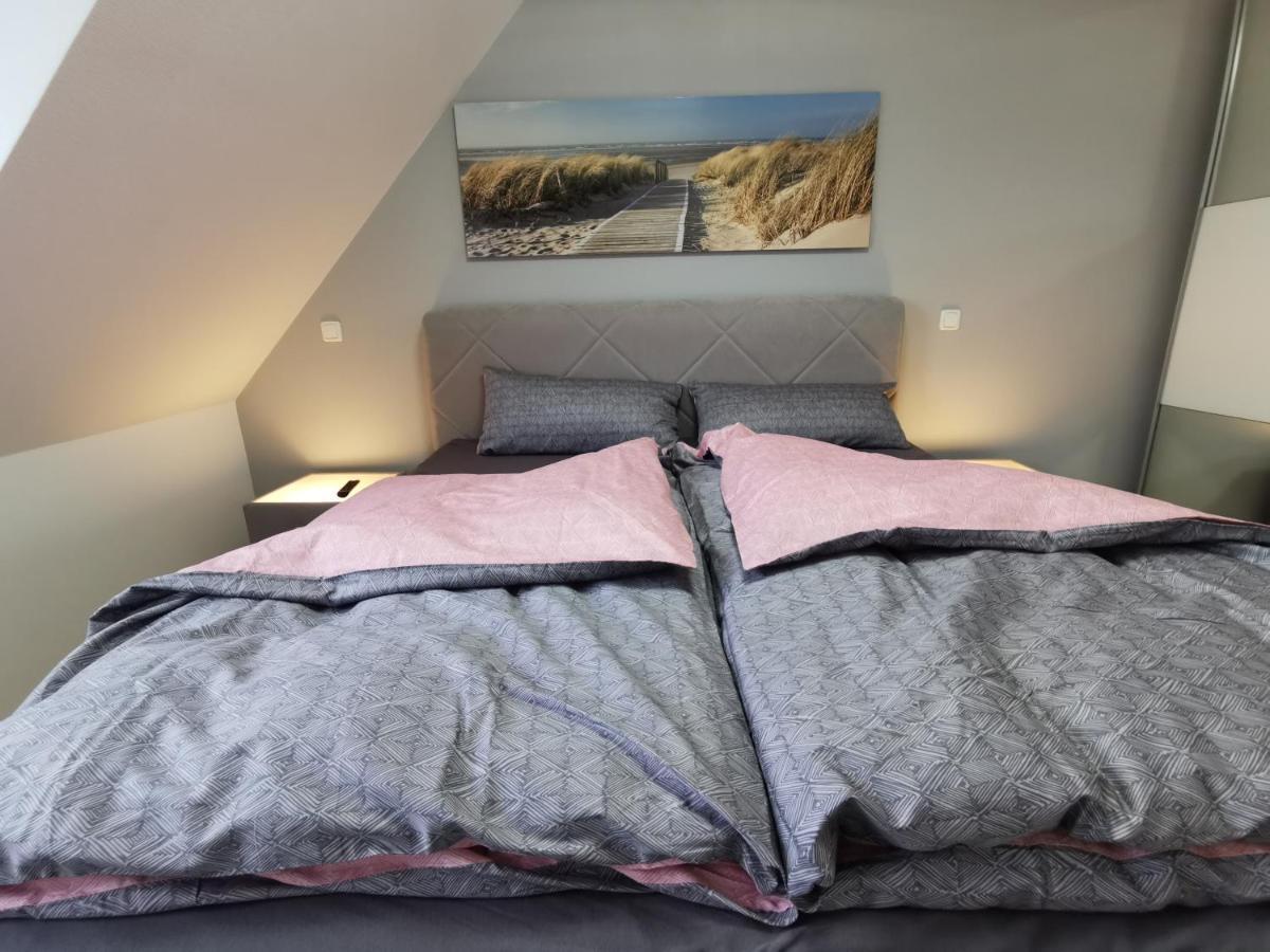 Luxurioeses Wellnes Apartment บาดเอสเซน ภายนอก รูปภาพ
