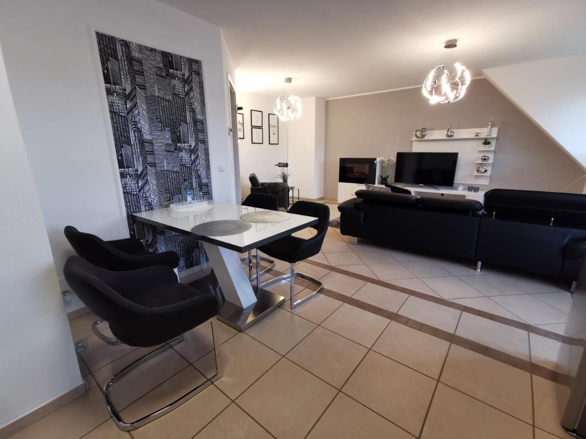 Luxurioeses Wellnes Apartment บาดเอสเซน ภายนอก รูปภาพ